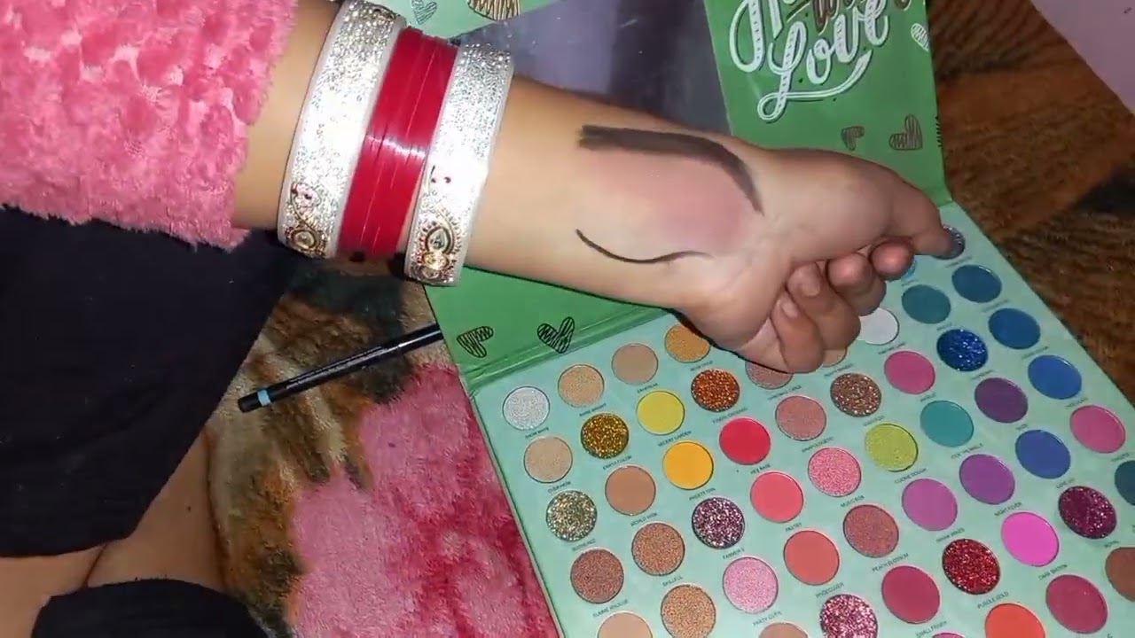 Eye's makeup tutorial ✨️ 💓 