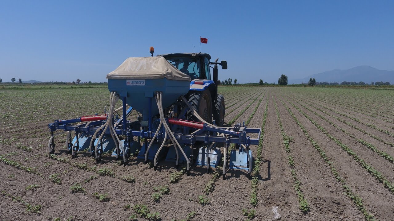 Bu Trakt&ouml;r Ara İşlerde &Ccedil;ok Verimli - New Holland TR6.140 & Nergistepe 7 Sıra Ahtapot G&uuml;breleme