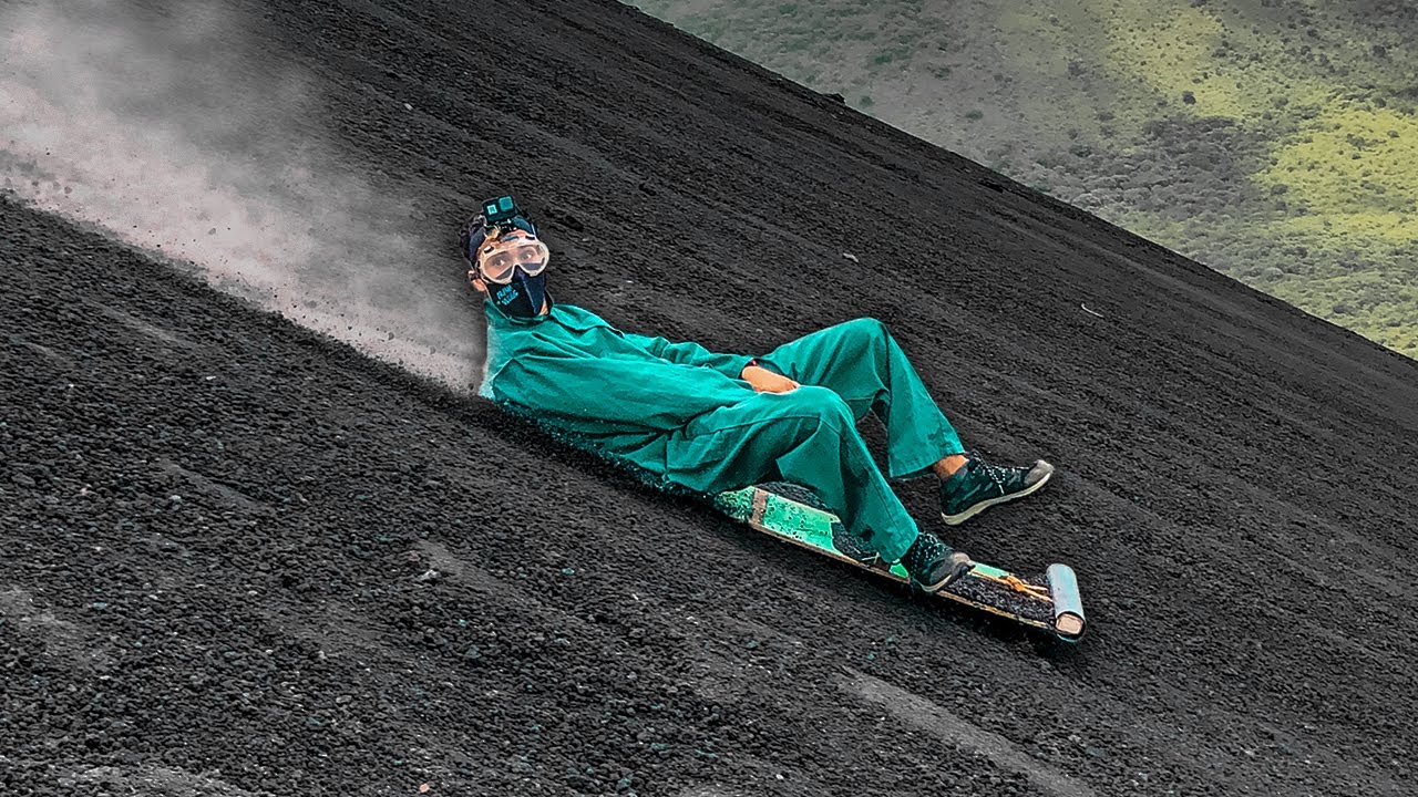 SURFEAMOS un VOLCÁN ACTIVO 🌋 | Cerro Negro, Nicaragua