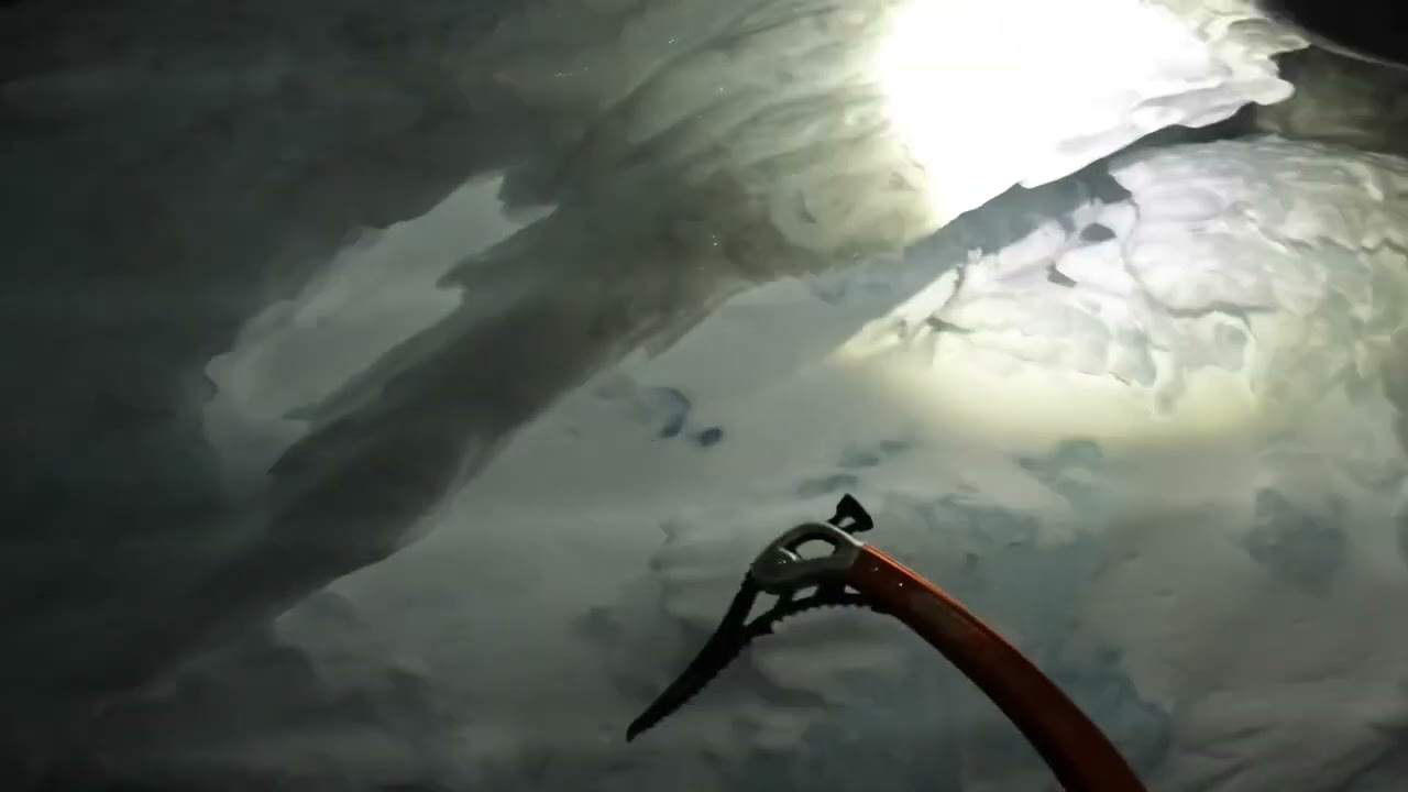 Climbing Through the Pearly Gates on Mount Hood 1/22/2022