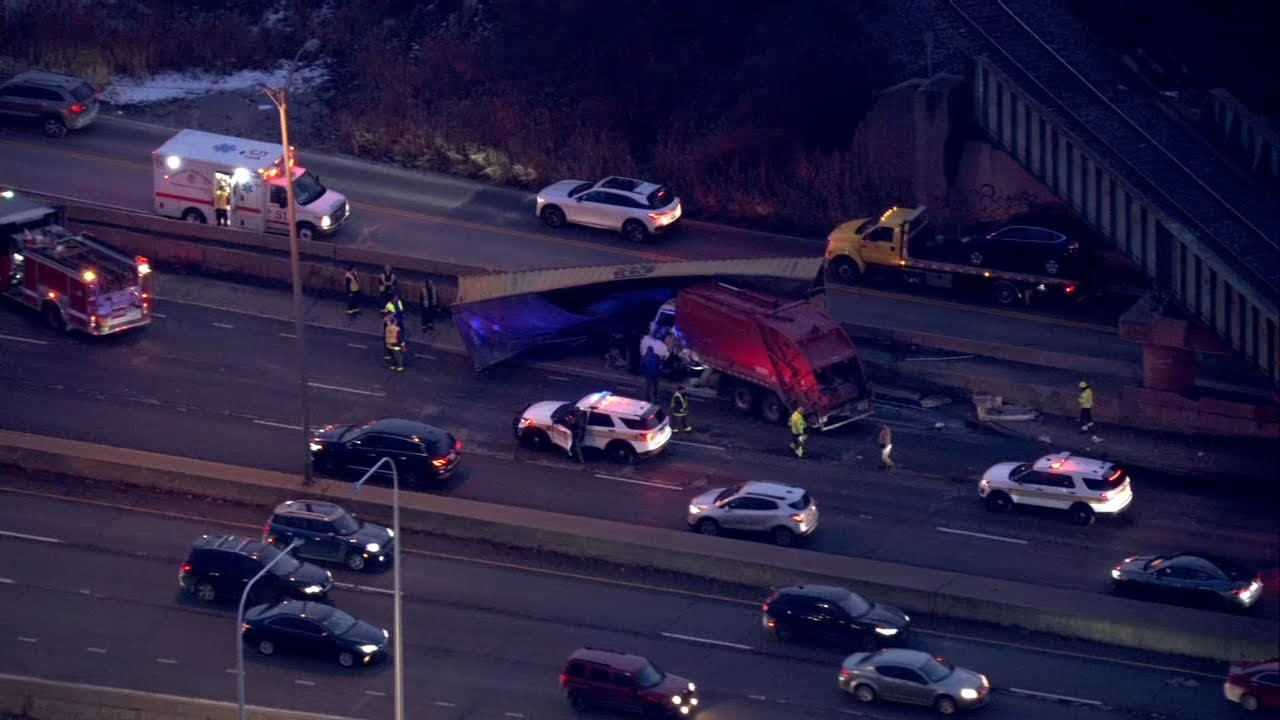 Crash involving garbage truck, semi trailer impacting Bishop Ford Freeway traffic on South Side