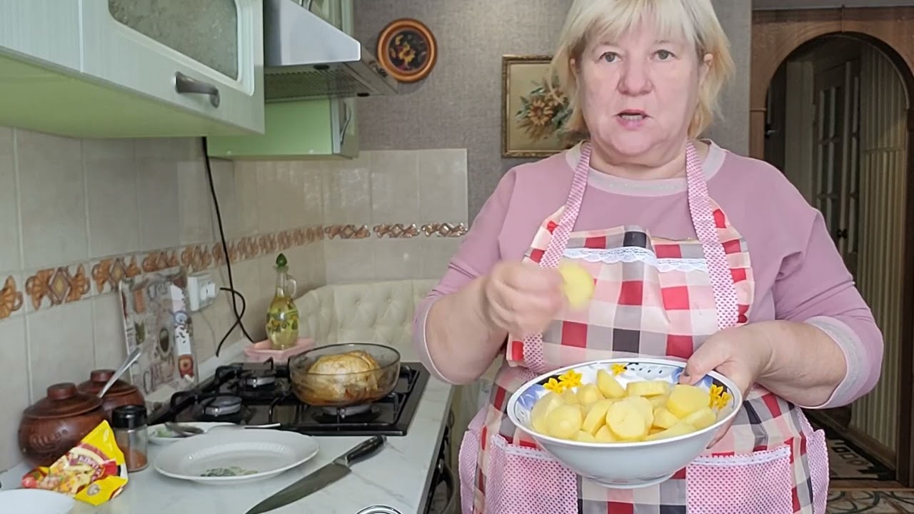 Шесть блюд праздничный стол