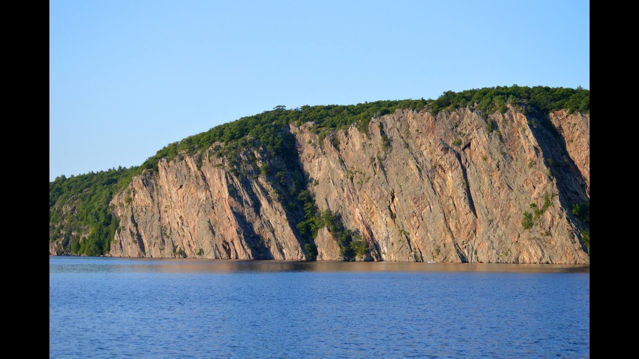 First-ever drone aerial of Bon Echo's Mazinaw Rock