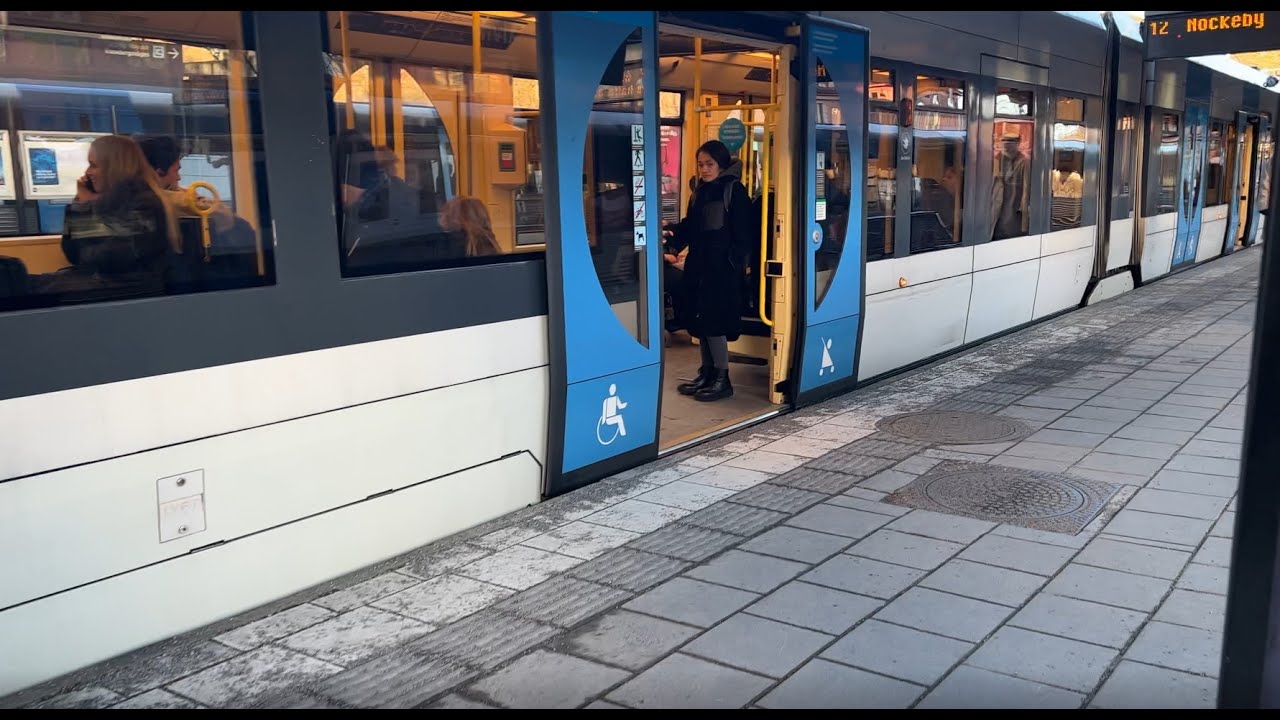 Sweden, Stockholm, Train Ride from Alvik to Nockeby | Tåg Mot Nockeby | 1X Escalator