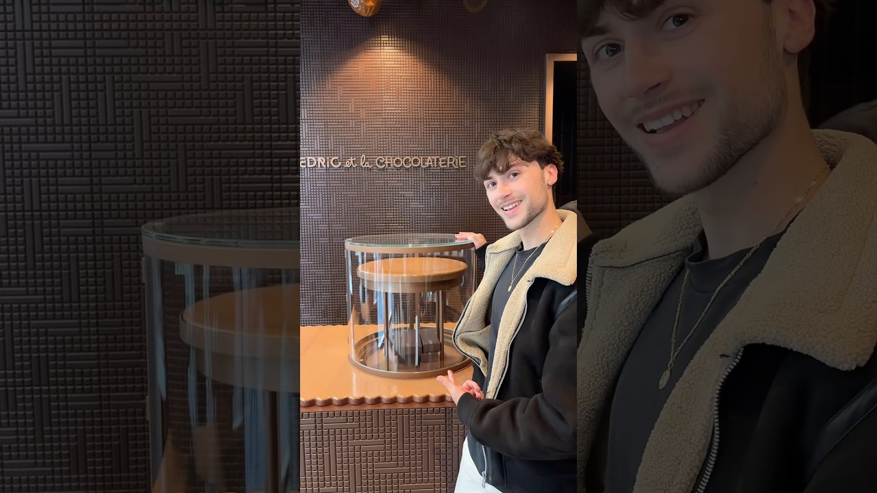 OUVERTURE C&Eacute;DRIC ET LA CHOCOLATERIE !! 👀🍫 #cedricgrolet #paris #chocolaterie #foodtok