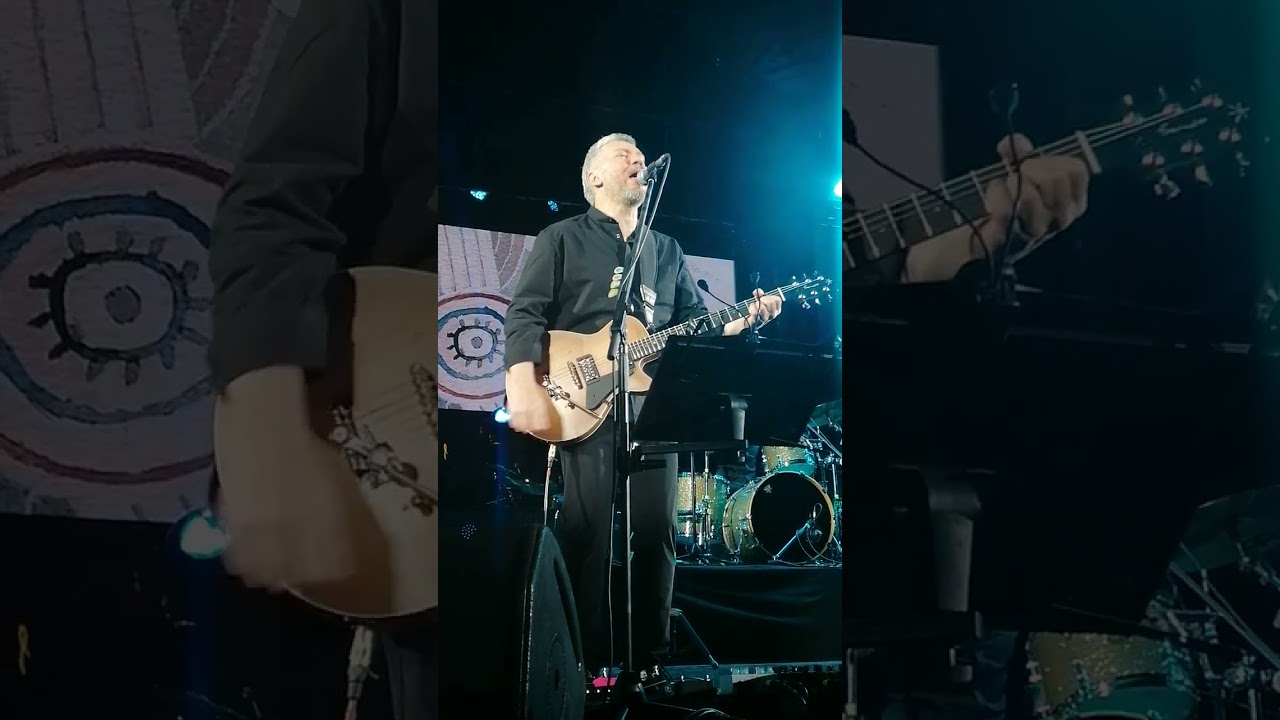 Μικρή Πτητική Θεολογία 🎵 Αλκίνοος Ιωαννίδης 🎤 Θέατρο Άλσος - 31 Μαΐου 2023