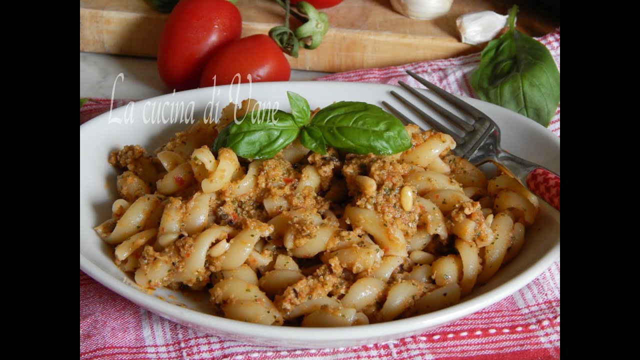 COME FARE IL PESTO DI MELANZANE