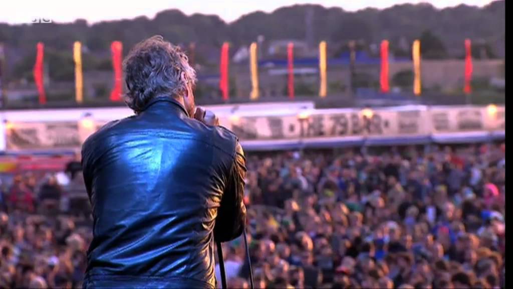 The National perform 'England' at Reading Festival 2011 - BBC