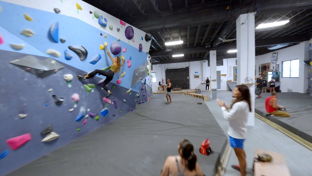 FPV Drone One Shot | El Bloque Bouldering Climbing Gym | San Juan, Puerto Rico
