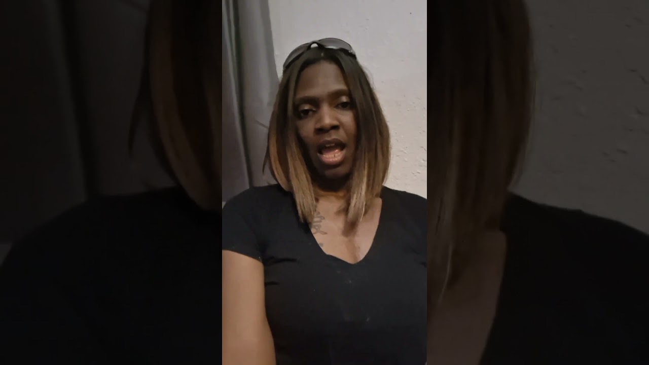 I'm KenyaMoore named Keoshia & i'm Beyonce &more i'm eating Texas food kidnapped &needtogettomystuff