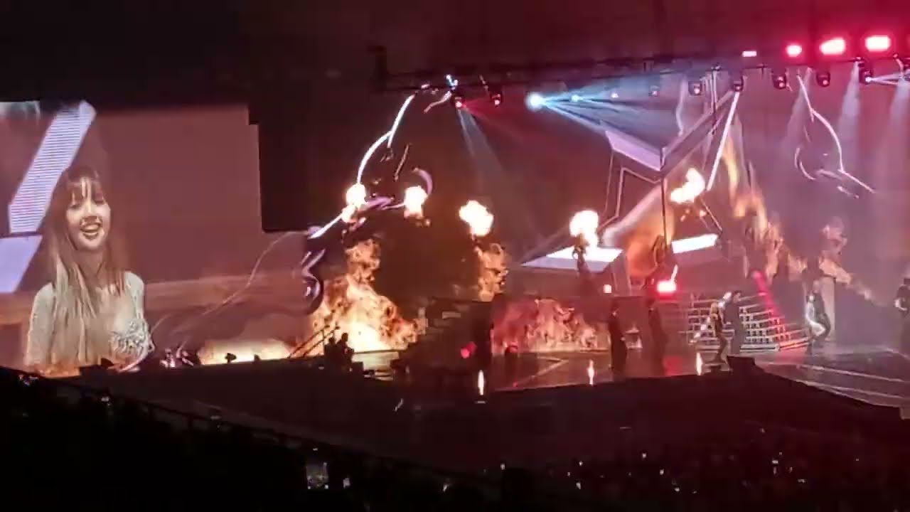 LISA - Rockstar (VMAs ver.) - Live at Bangkok, Thailand, BITEC Live (2024.11.13)