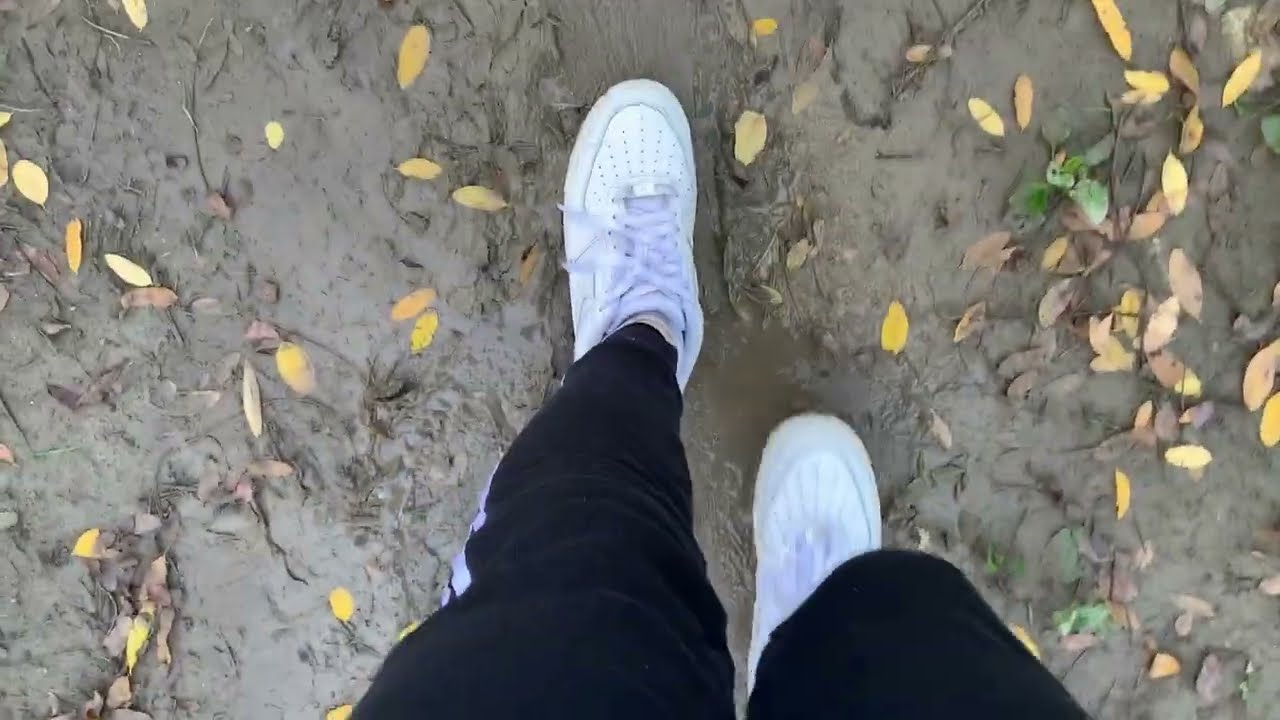 MUDDY WHITE NIKE AIR FORCE 1 AND ... (part 1)