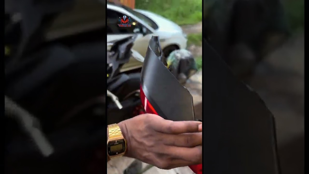 Panigale V2 Rear light replacement
