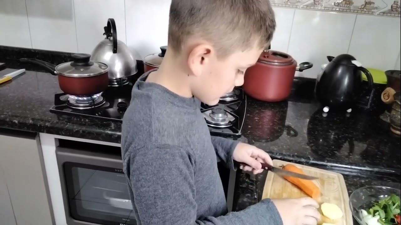 Fazendo sopa com minha nona. Parte 2 final.