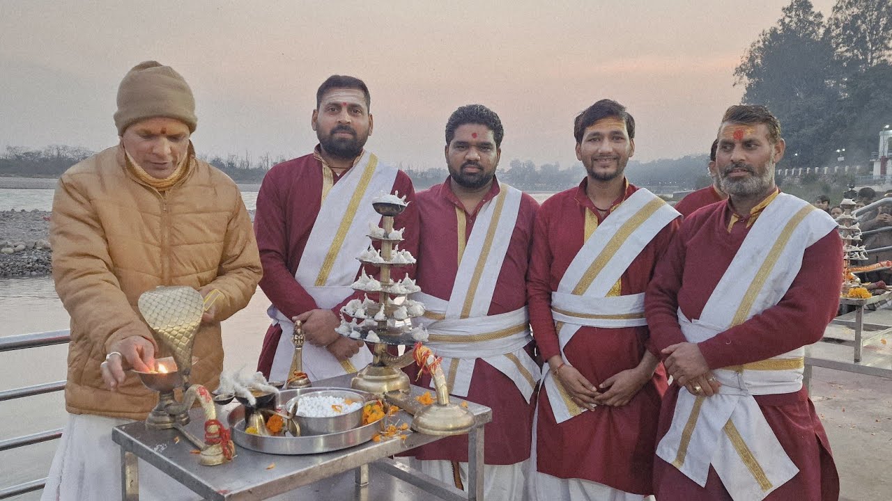 Live Ganga aarti triveni ghat Rishikesh 26/12/25