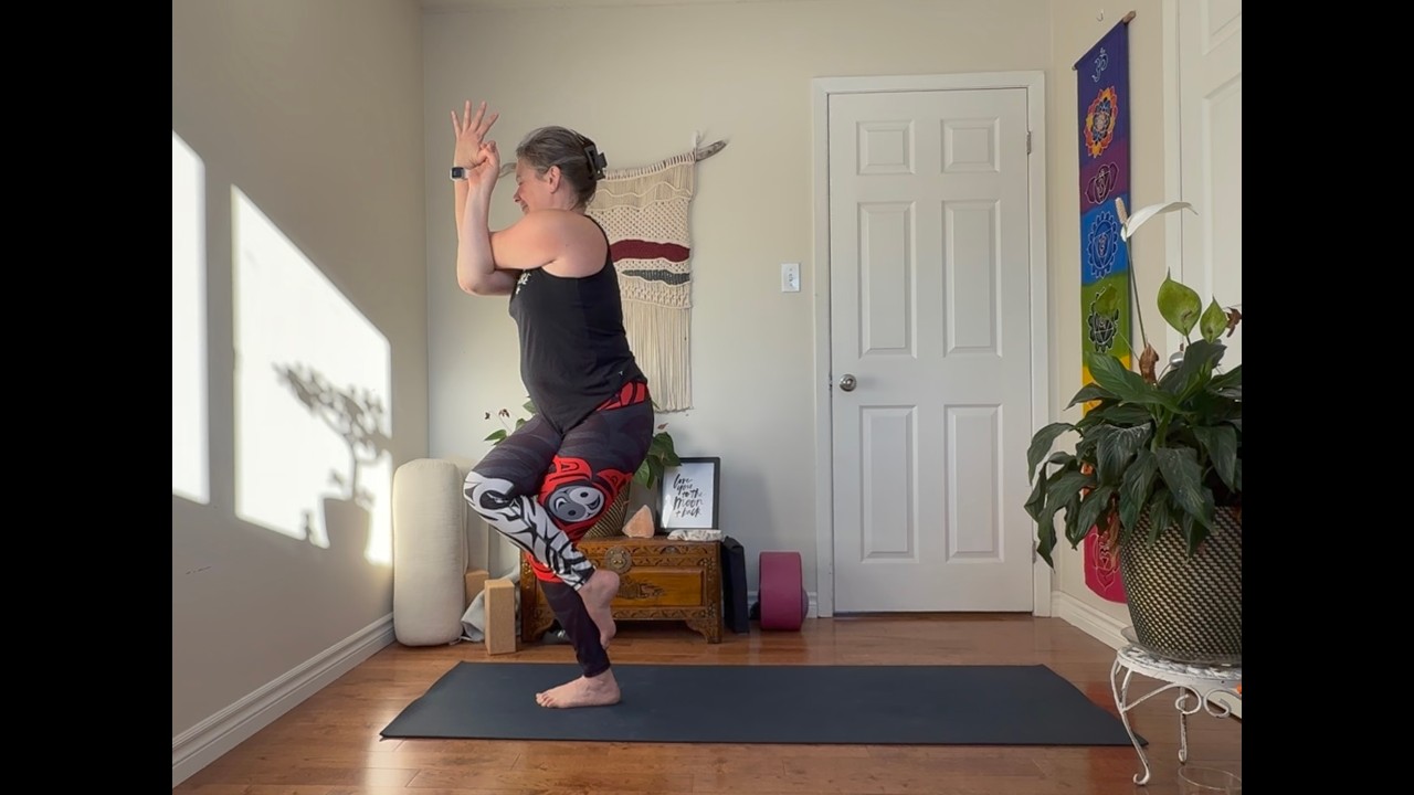 Mindful Flow Yoga: Chest, Shoulders, Heart & Hugs