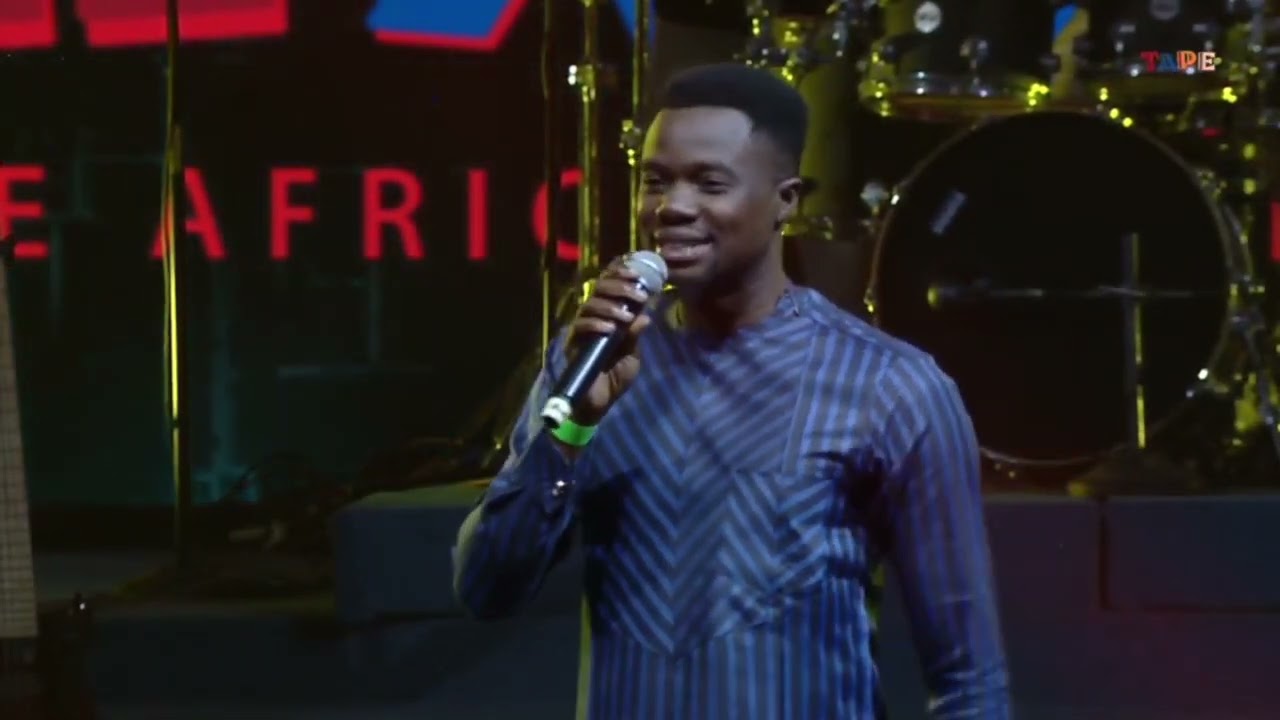 Damola @ The African Praise Experience 2022