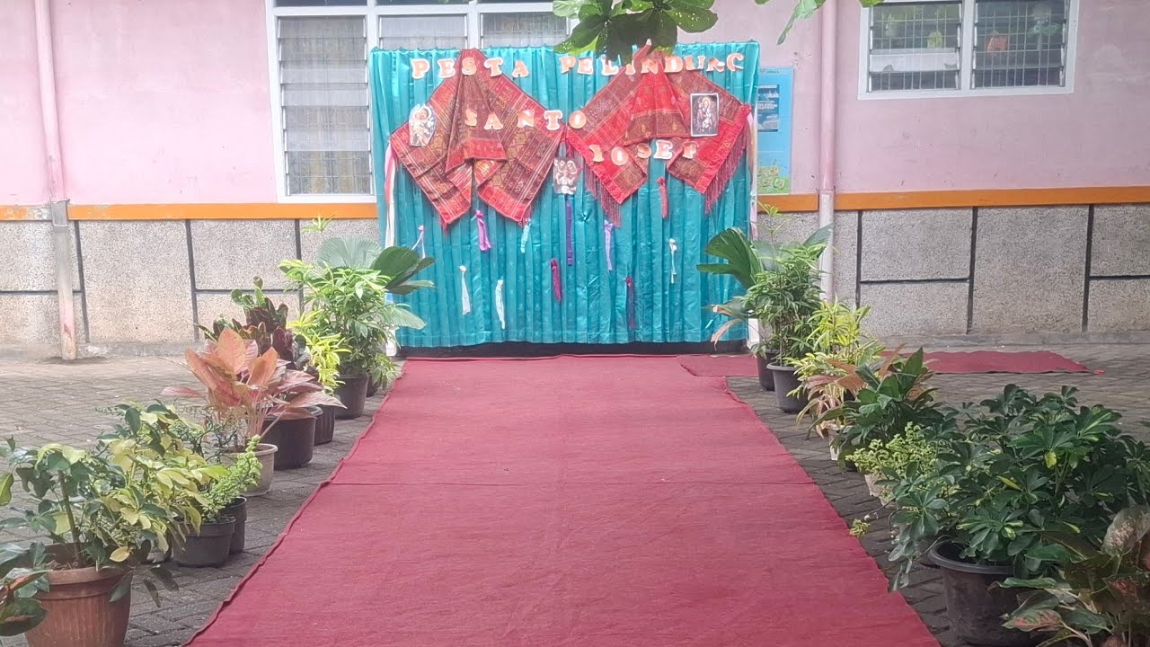 LOMBA FASHION SHOW KELUARGA KUDUS