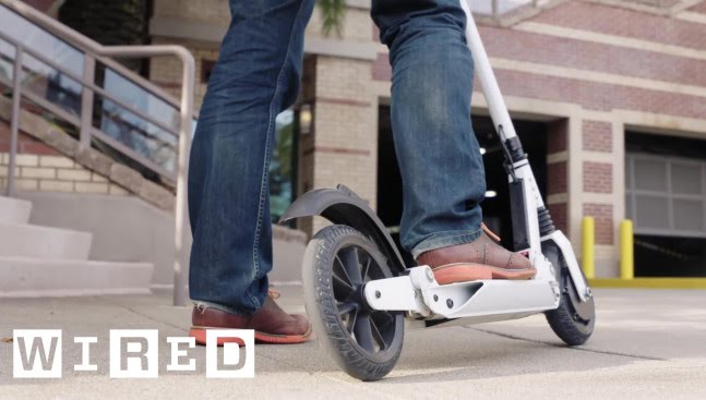 The Electric UScooter Is as Cool as a Push Scooter Can Be