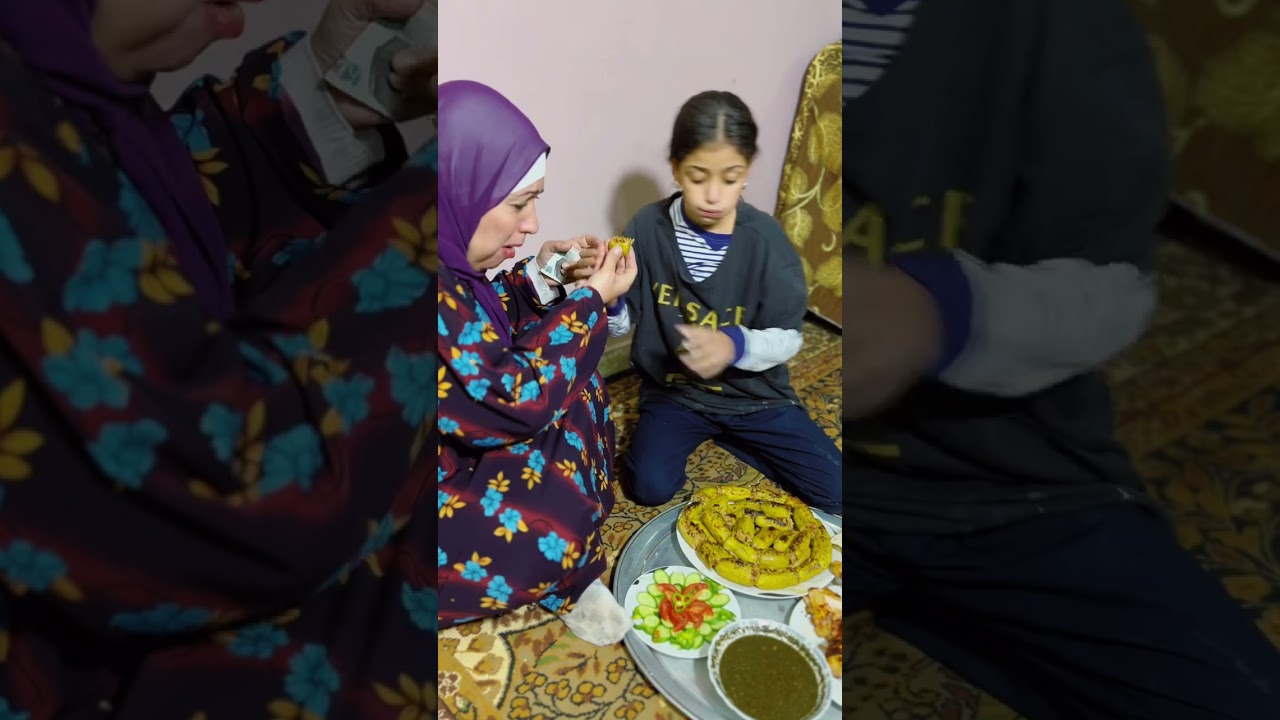 والله لا يؤمن من بات شبعان وجاره جائع 💔 قصه تستحق الدعم   !