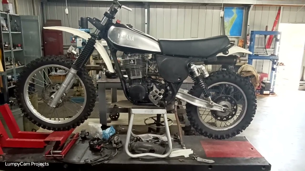 Finally back working on the Yamaha XT500 - KLX swingarm 003