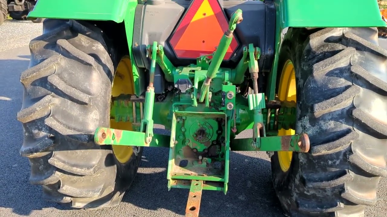 2014 JOHN DEERE 5065E For Sale