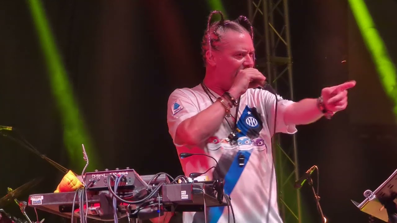 Mr Bungle -  24.000 baci (Celentano cover) Live @ Milan (17/06/2024)