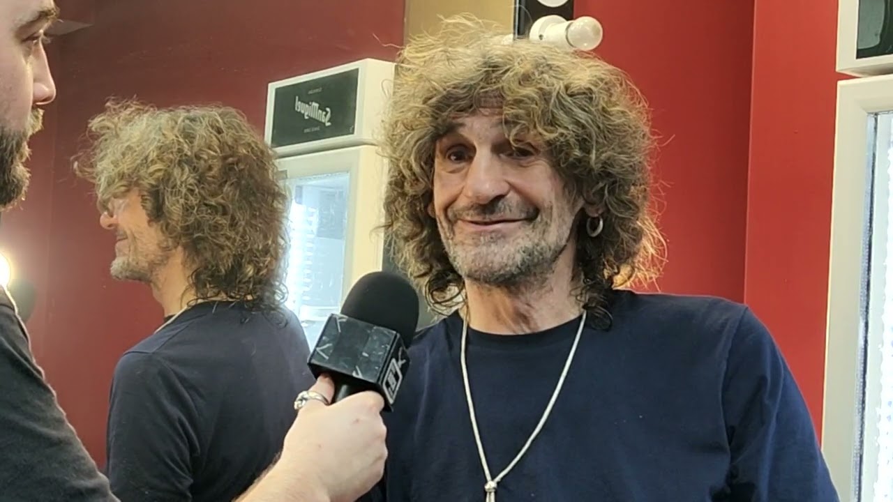 UOHO - J. S. BACH. DEL ROCK (Extremoduro / Platero y tu / Inconscientes)  ENTREVISTA