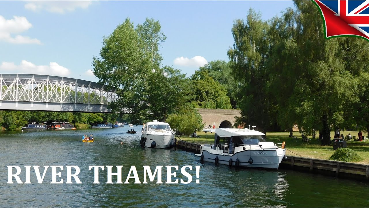 River Thames Cruise: Windsor - Bray Marina - Windsor! *AMAZING SCENIC BOAT TRIP*