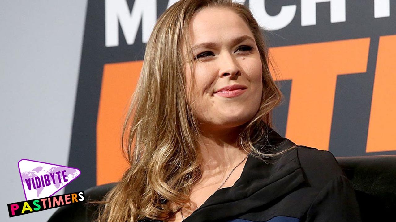 Top 10 Beautiful Female MMA Fighters || Pastimers