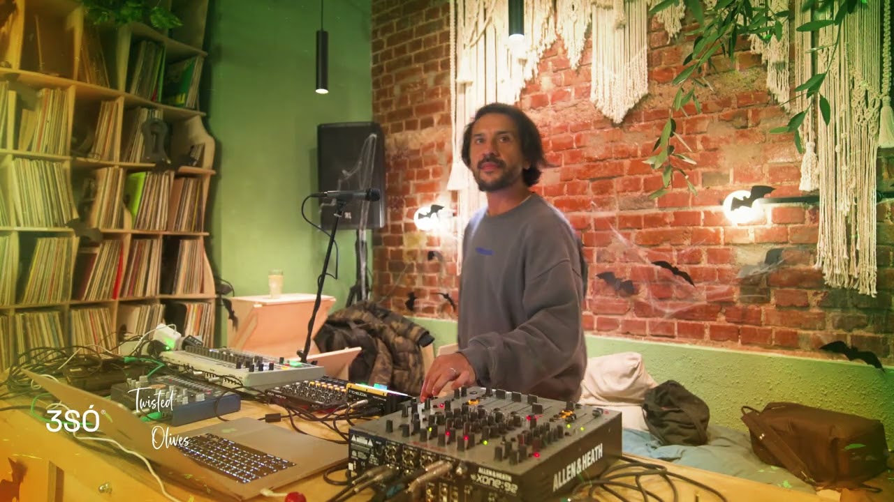 Alexis Cabrera (Live) @TwistedOlives Bucharest