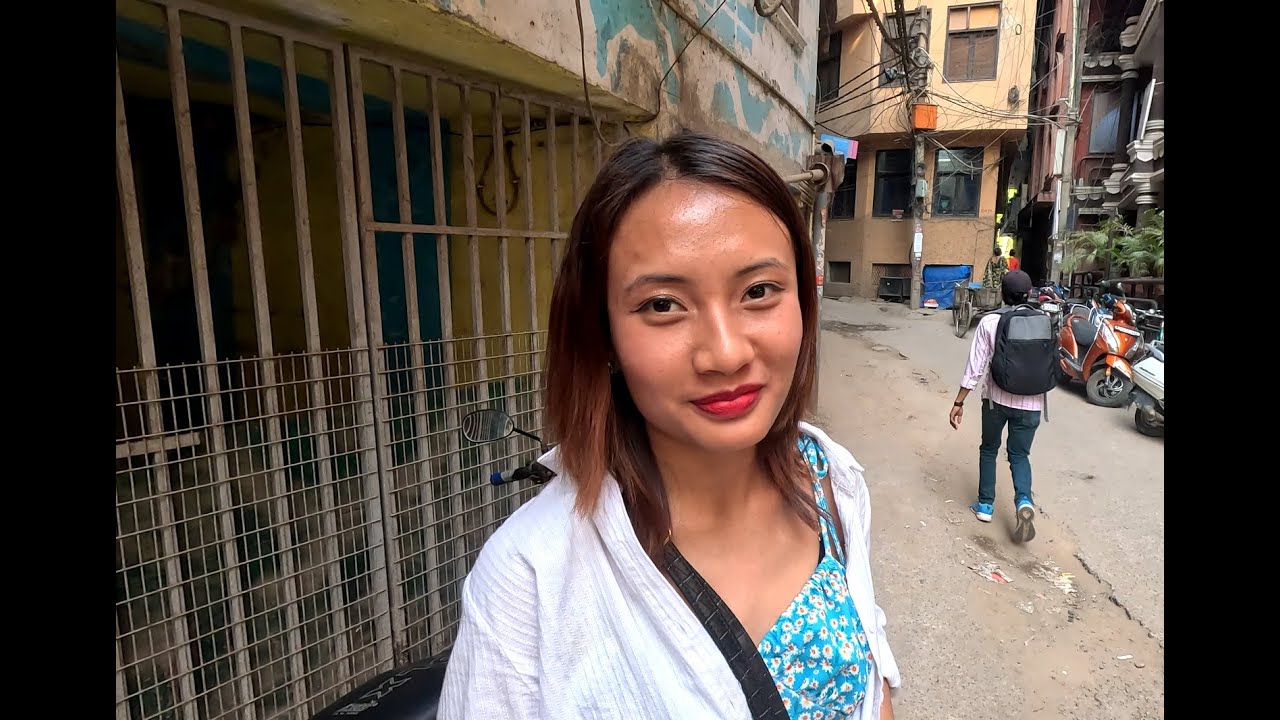 Hey  Delhi ! HOW MANY LANGUAGES  YOU SPEAK  ?  |EPS1