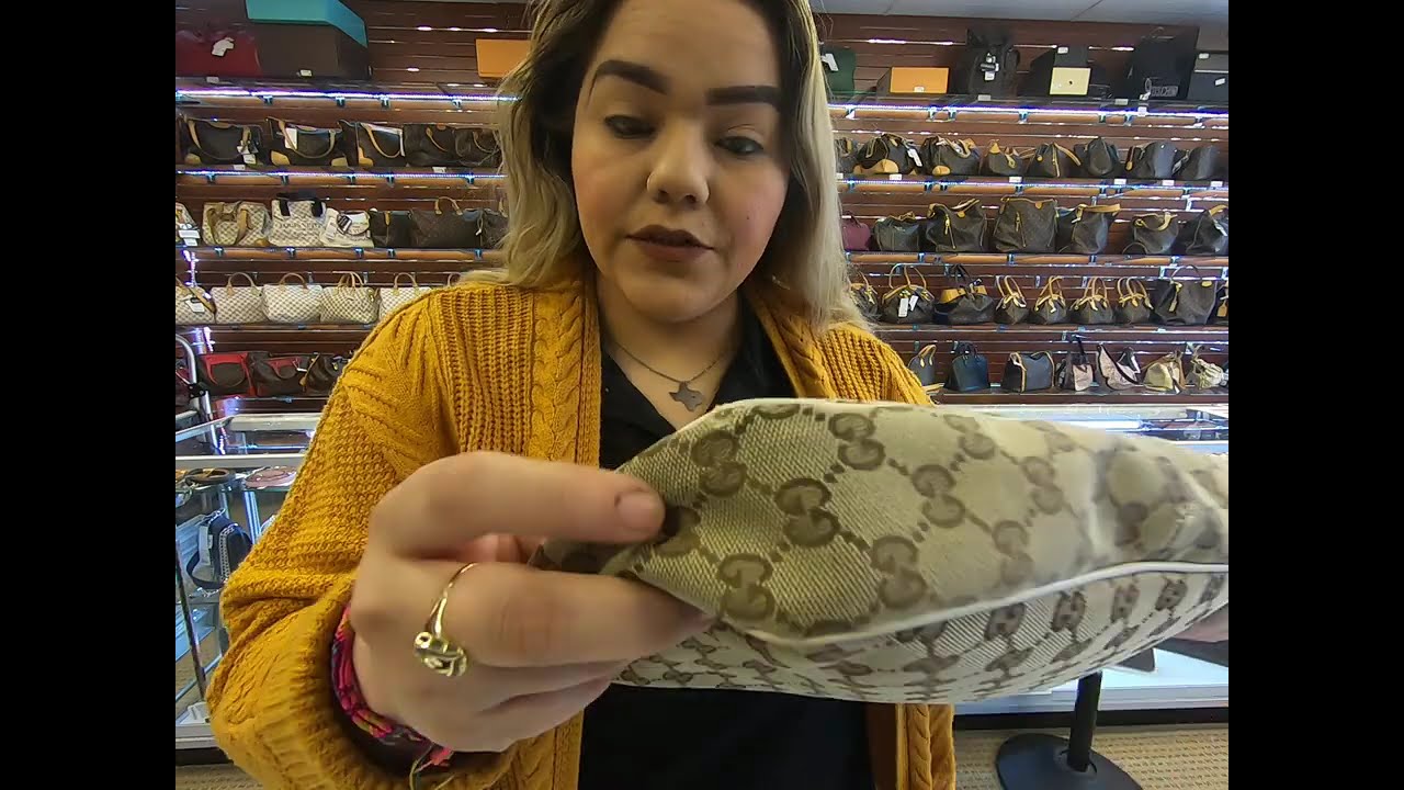 GUCCI CHARMY GG CANVAS HOBO BAG BEIGE-REVIEW |PRE-OWNED