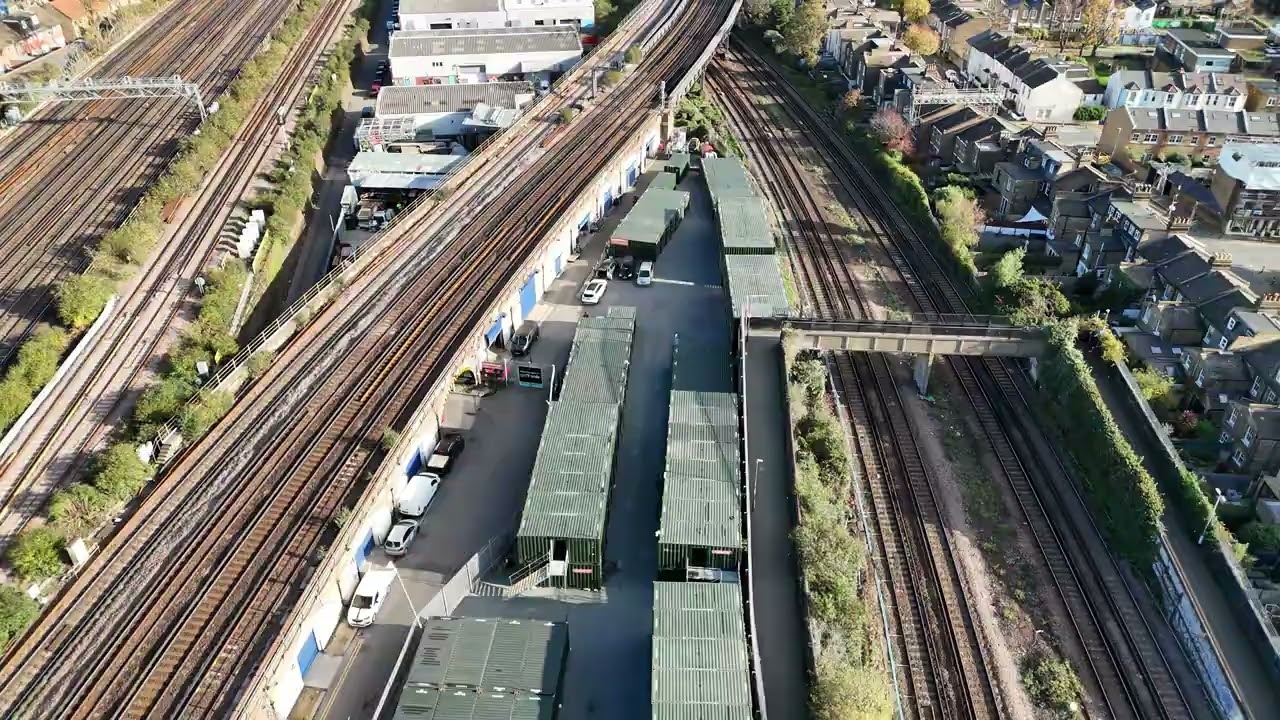 getYards Battersea Indoor Lined Units