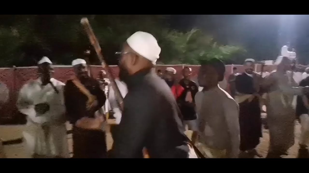 المزمار علبة وزومال