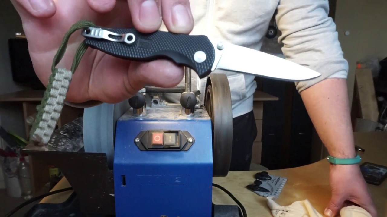 Tormek T7 SOG FLASH 1sharpening with small knife holder svm-00