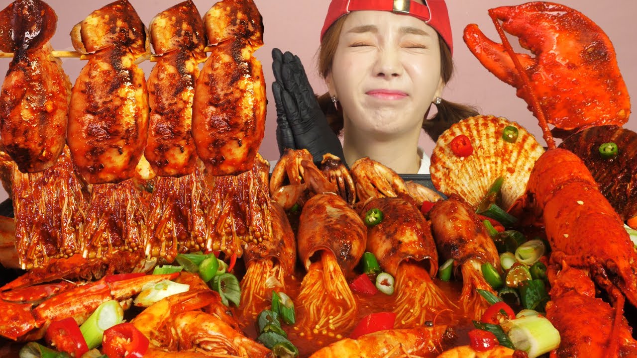 [Mukbang ASMR] Spicy seafood boil🦞LOBSTER, SQUID, CRAB, SHRIMP, ENOKI MUSHROOM Ssoyoung