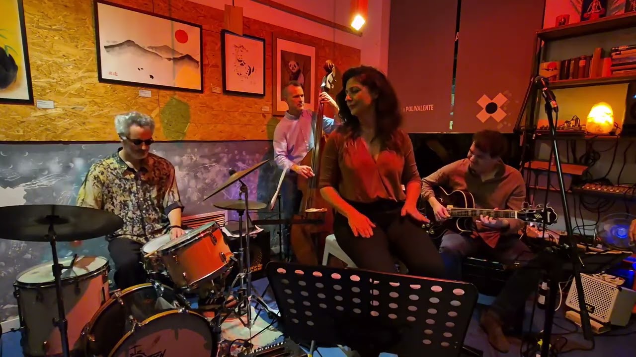 Ana Cisneros Quartet- Capim