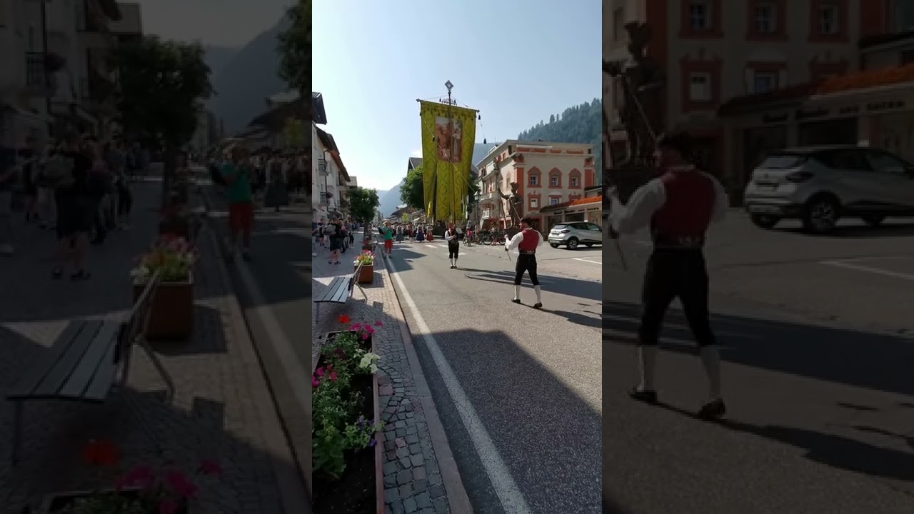 Dumënia dai Andli - Fronleichnam Prozession - Urtijëi/St. Ulrich