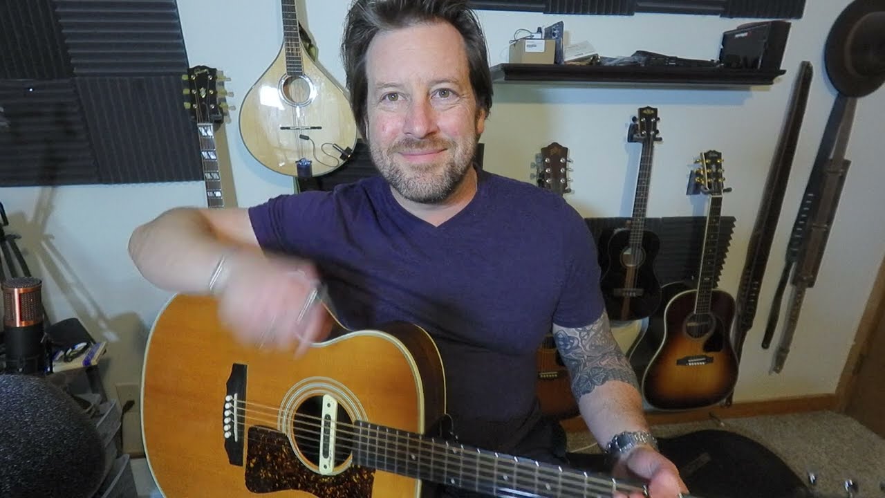 Rosewood vs Maple tonewood battle! Review of the Guild GF-50 from 1989!