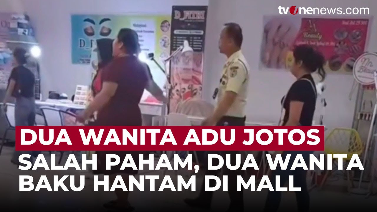 Viral di Makassar, Dua Kelompok Wanita Saling Jambak dan Adu Hantam di Mall | OneNews Update