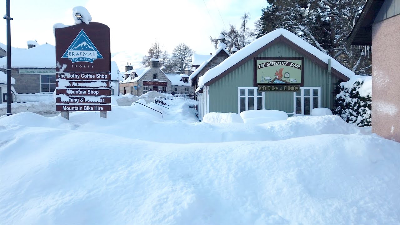Record snowfall 70cms deep now covers Braemar in the Cairngorms Scotland and temp's fall to -15