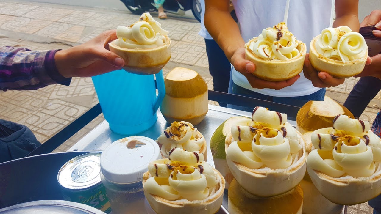 Bất ngờ xe kem dừa của chị gái bán vài tiếng là hết sạch Sài Gòn | street food of saigon
