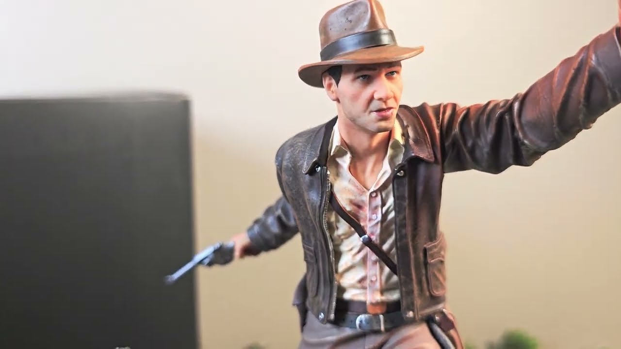 Indiana Jones Deluxe от Iron Studios