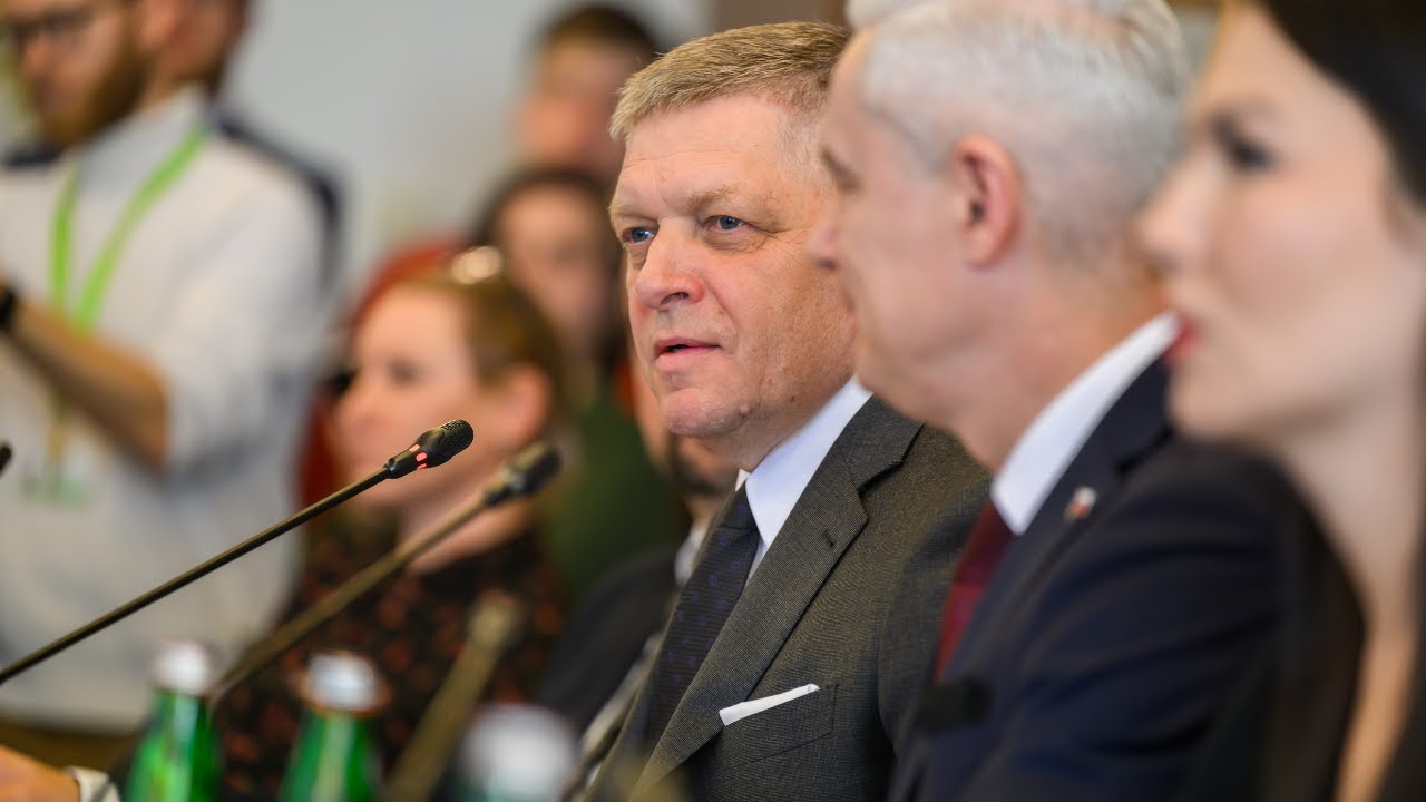 Fico v Moskve: Poslanci grilovali premiéra. Gazprom záväzky dodrží, Rusi nás nikdy neoklamali, tvrdí