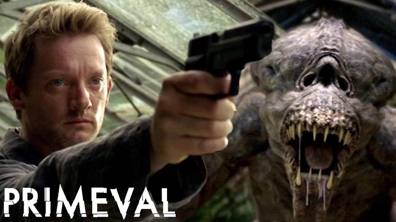 Cutter Shoots a Future Predator | Future Foe | Primeval