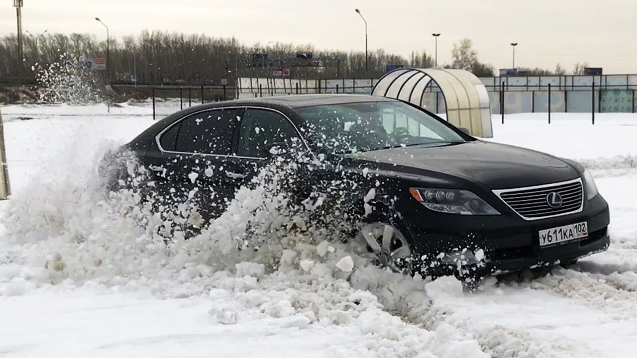 Лакшери Троллейбус за 990.000р в снежном поле! Lexus LS600HL.