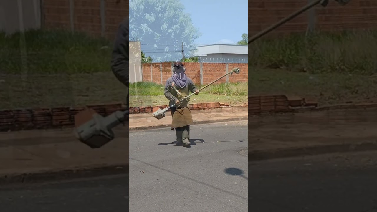 Ro&ccedil;ando Mato Baixo
