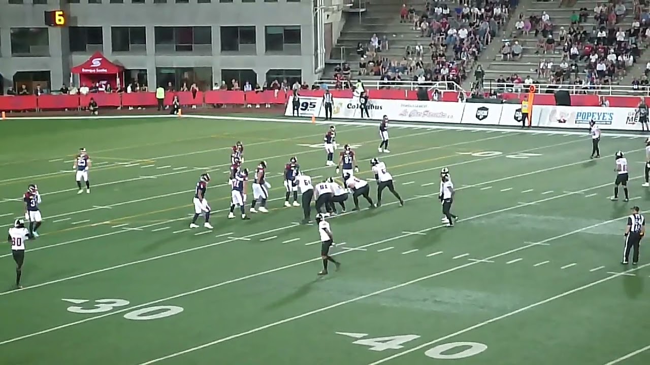 Ottawa Redblacks QB Jake Maier throws a 19-yard pass to Binjimen Victor vs. Montreal Alouettes 6/28