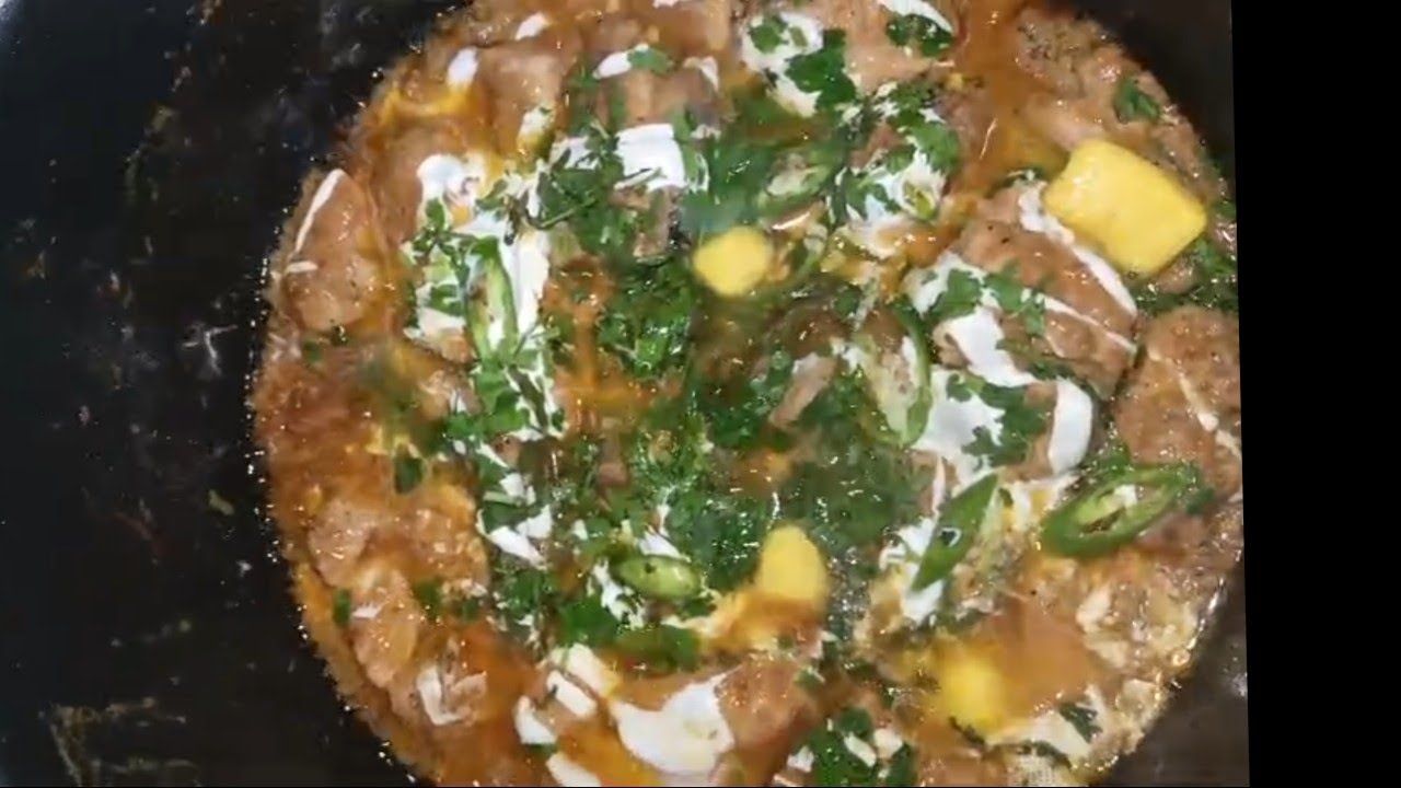 Chicken Makhani handi,,Laziiiiiizzzzz tareeennn ,must try .By Noor's Dream Kitchen 